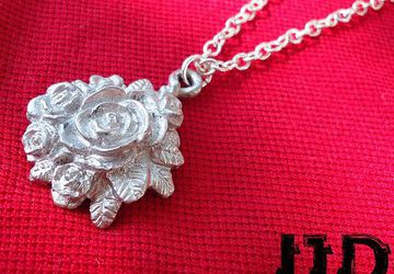 Rose Necklace - Rose Bouquet Necklace - Rose Pendant - Gothic Rose - Gothic Necklace - Gothic Jewelry - Rose Bouquet - Metal Rose