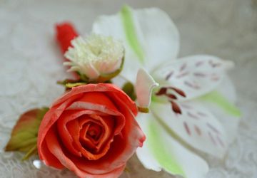 A floral boutonniere