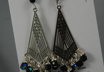 black kite earrings