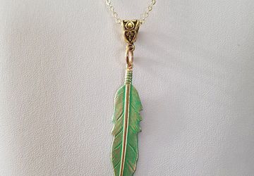 Native American Jewelry/Native American Feather Necklace/Gold Feather Necklace/Tribal Feather Necklace/Bohemian Feather Necklace