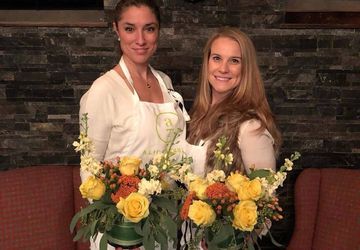 Premier Event: Artful Glass and Blooms for Fall