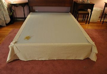 How To Make A Crib Skir