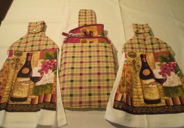 Wine Design Quilted Hanging Towel Gift Set