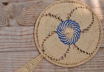 Rafia handmade fan
