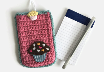Cupcake Themed Crocheted Memo Pad Case