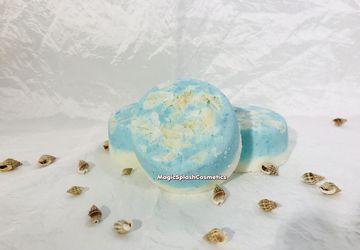 Coconut Bath Bomb