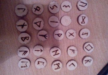 Celtic rune for fortunetelling