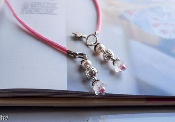 Elegant Beaded bookthong - Pink Leather cord bookmark for booklovers, Unique handmade beaded bookmark, gift under 15