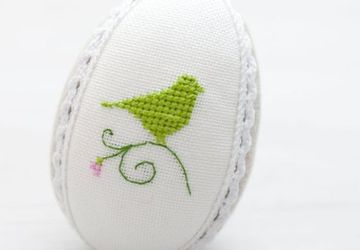 DIY Easter embroidery