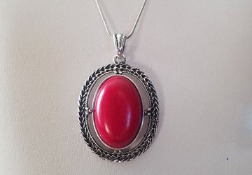 Red Amulet Necklace/Evil Queen Necklace/Red Amulet/Regina Necklace/Sorcerer Necklace/Fairytale Jewelry/Gift For Her