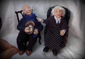 ON SALE !!!!!!!!!!Ooak miniature adorable couple.