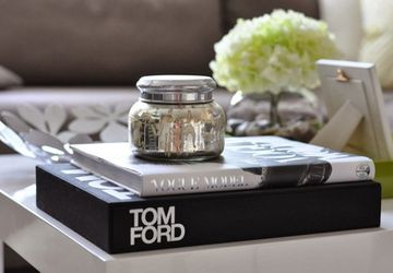 How To Decorate A Coffee Table