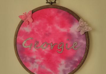 Personalised Tie Dye Name Placque, Butterfly Name Placque, Girl Gifts, Girl's Bedroom, Bedroom Décor, Nursery Décor, Baby Girl