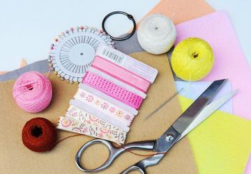 HANDMADE FELT BOOK FOR CHILDREN!