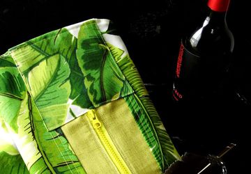 Green Garment Bag, Hanging Garment Travel Bag, Garment Bag For Women, Travel Garment Bag & Toiletry Bag, Cosmetic Bag, Leaf Design Bag