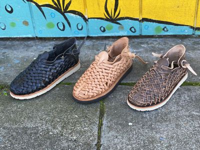 Brand x huaraches deals